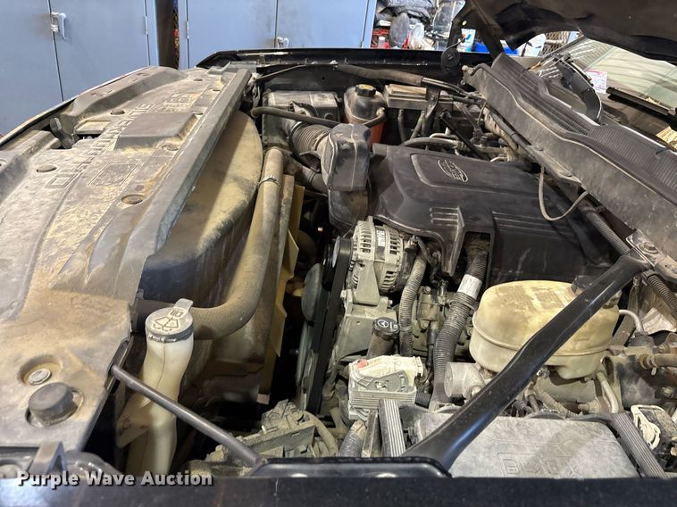 image for item ND9769 2016 Chevrolet Silverado 2500HD Double Cab pickup truck