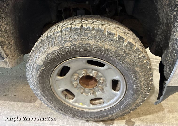 image for item ND9769 2016 Chevrolet Silverado 2500HD Double Cab pickup truck