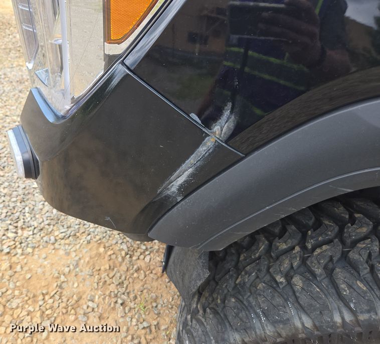 image for item YA0529 2023 GMC Sierra 3500HD Denali Crew Cab pickup truck