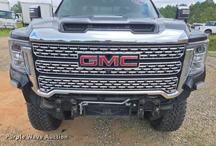 image for item YA0529 2023 GMC Sierra 3500HD Denali Crew Cab pickup truck