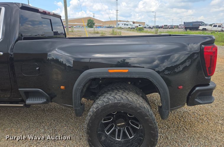 image for item YA0529 2023 GMC Sierra 3500HD Denali Crew Cab pickup truck