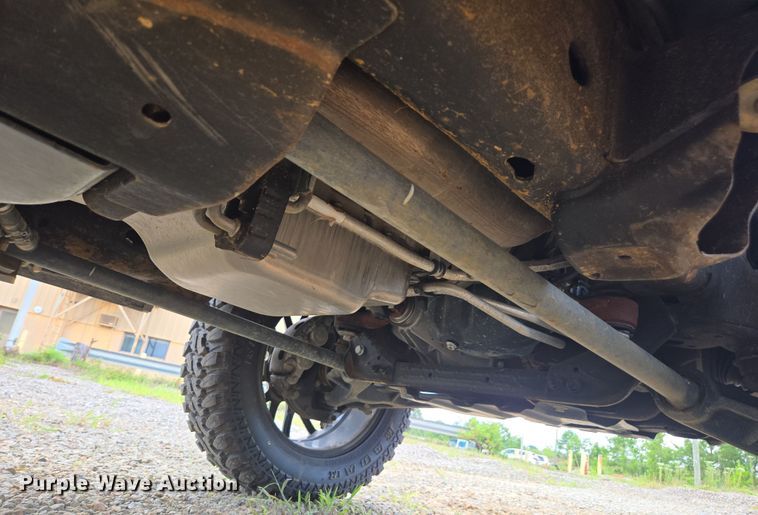 image for item YA0529 2023 GMC Sierra 3500HD Denali Crew Cab pickup truck