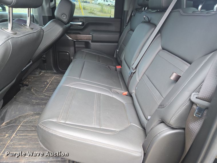 image for item YA0529 2023 GMC Sierra 3500HD Denali Crew Cab pickup truck