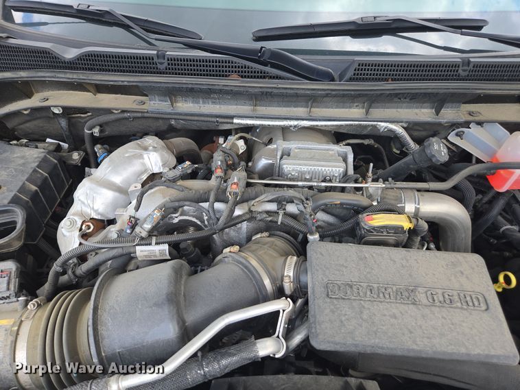 image for item YA0529 2023 GMC Sierra 3500HD Denali Crew Cab pickup truck