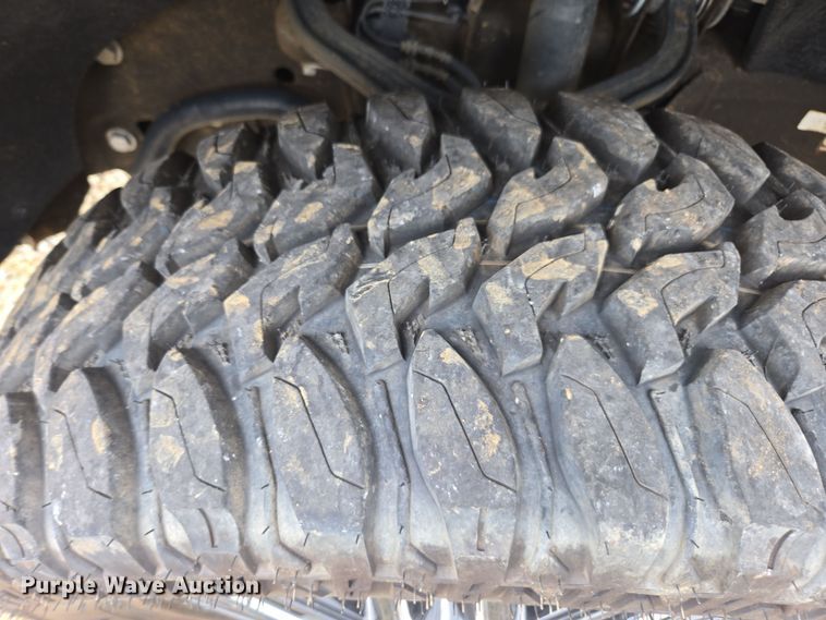 image for item YA0529 2023 GMC Sierra 3500HD Denali Crew Cab pickup truck