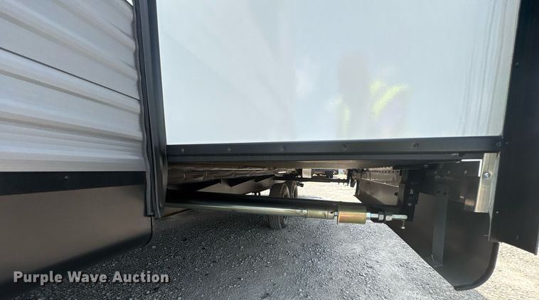 image for item YA0761 2025 StarCraft Autumn Ridge camper