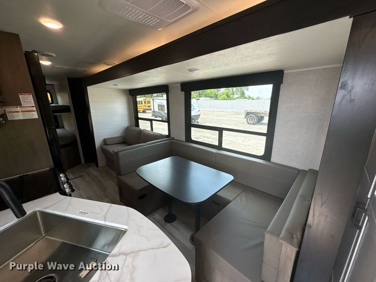 image for item YA0761 2025 StarCraft Autumn Ridge camper