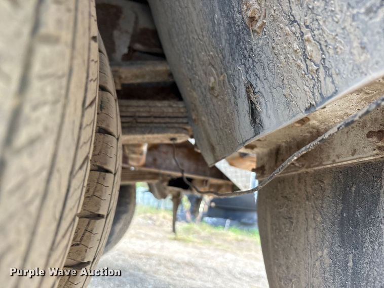 image for item YA0774 2007 GMC Sierra 3500HD tow truck