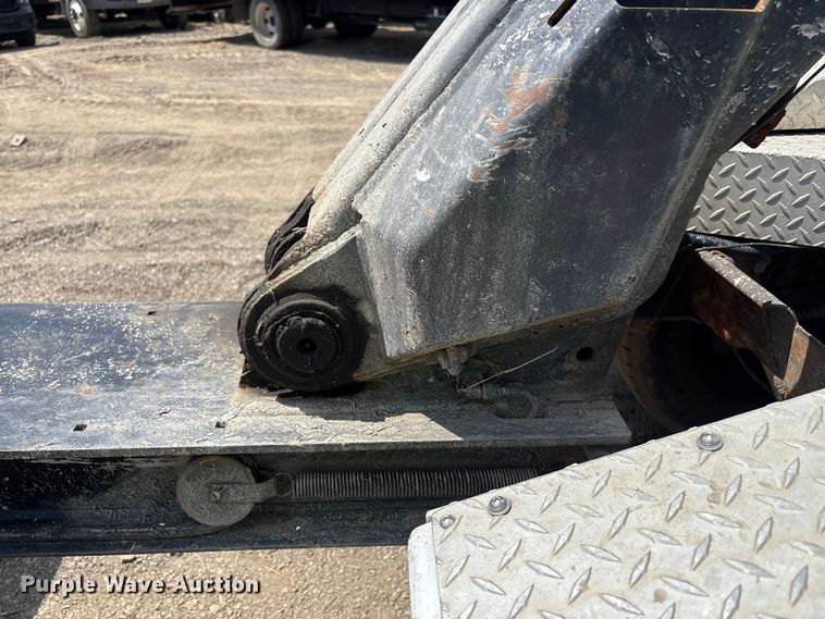 image for item YA0774 2007 GMC Sierra 3500HD tow truck