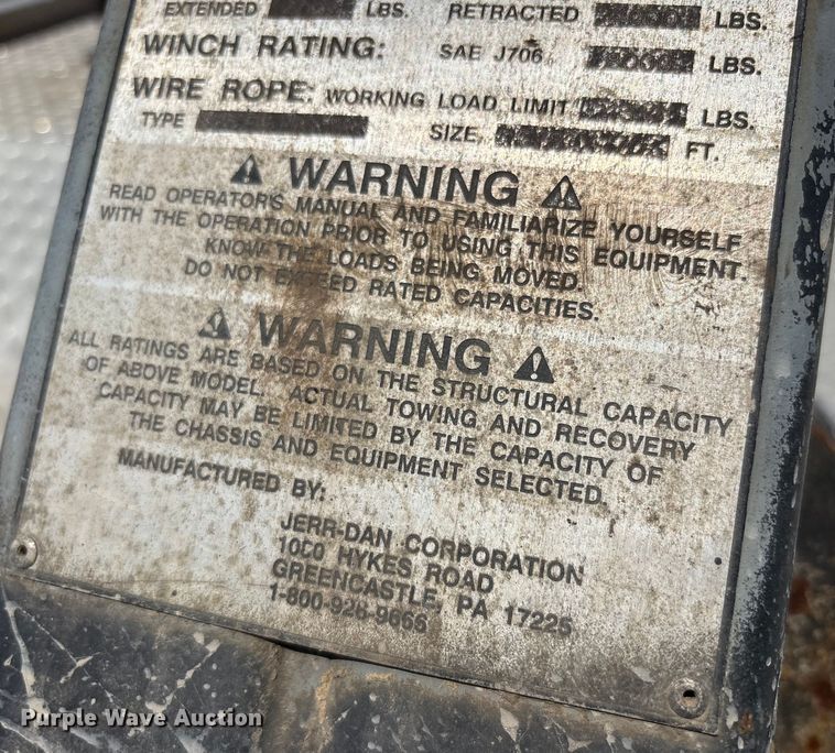 image for item YA0774 2007 GMC Sierra 3500HD tow truck