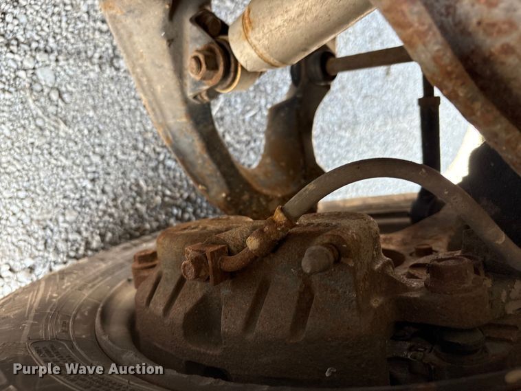 image for item YA0774 2007 GMC Sierra 3500HD tow truck