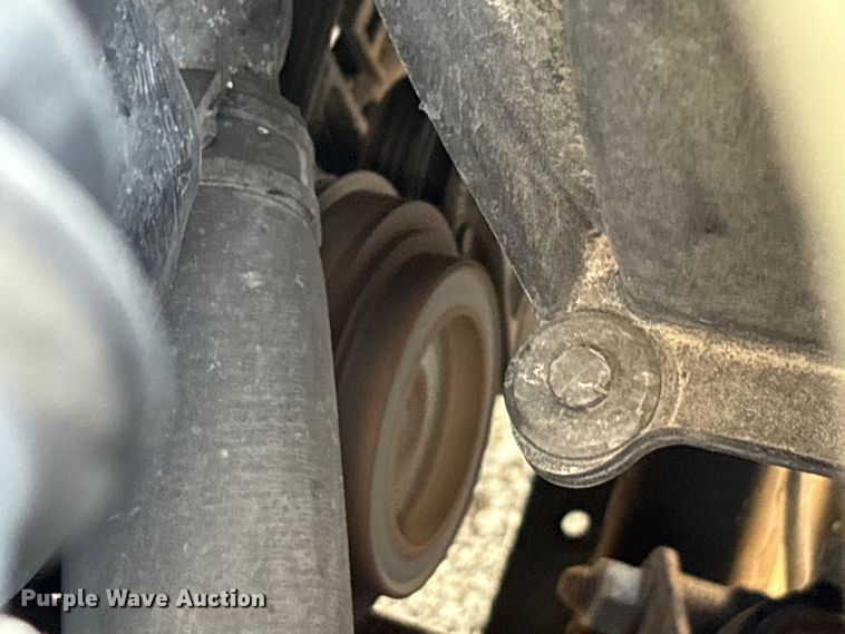 image for item YA0774 2007 GMC Sierra 3500HD tow truck