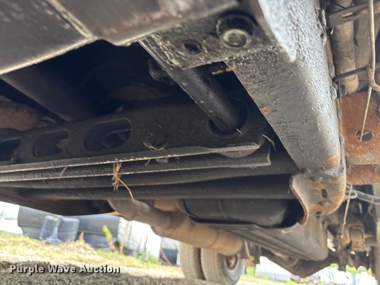 image for item YA0774 2007 GMC Sierra 3500HD tow truck