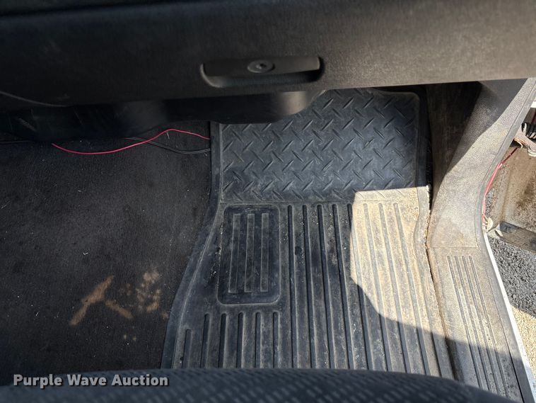 image for item YA0774 2007 GMC Sierra 3500HD tow truck