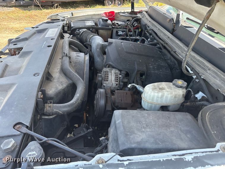 image for item YA0774 2007 GMC Sierra 3500HD tow truck