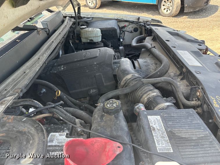 image for item YA0774 2007 GMC Sierra 3500HD tow truck