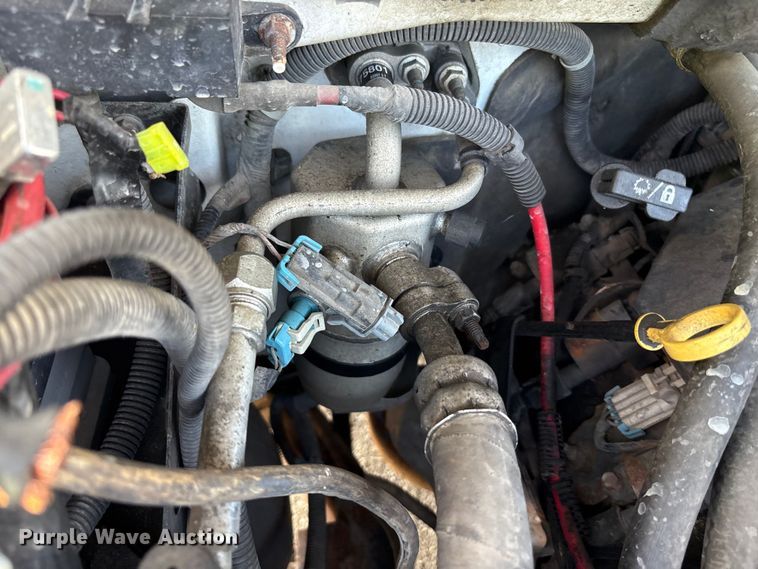 image for item YA0774 2007 GMC Sierra 3500HD tow truck