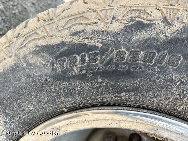 image for item YA0774 2007 GMC Sierra 3500HD tow truck