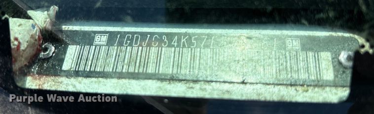 image for item YA0774 2007 GMC Sierra 3500HD tow truck