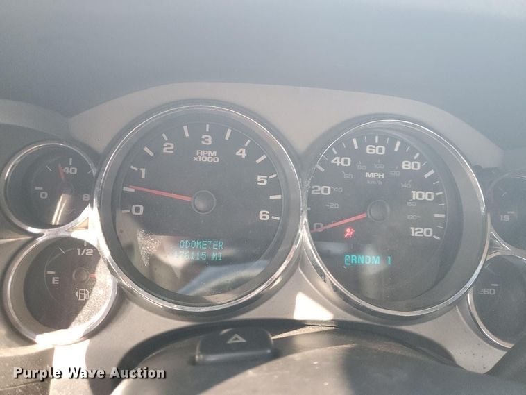 image for item YA0774 2007 GMC Sierra 3500HD tow truck