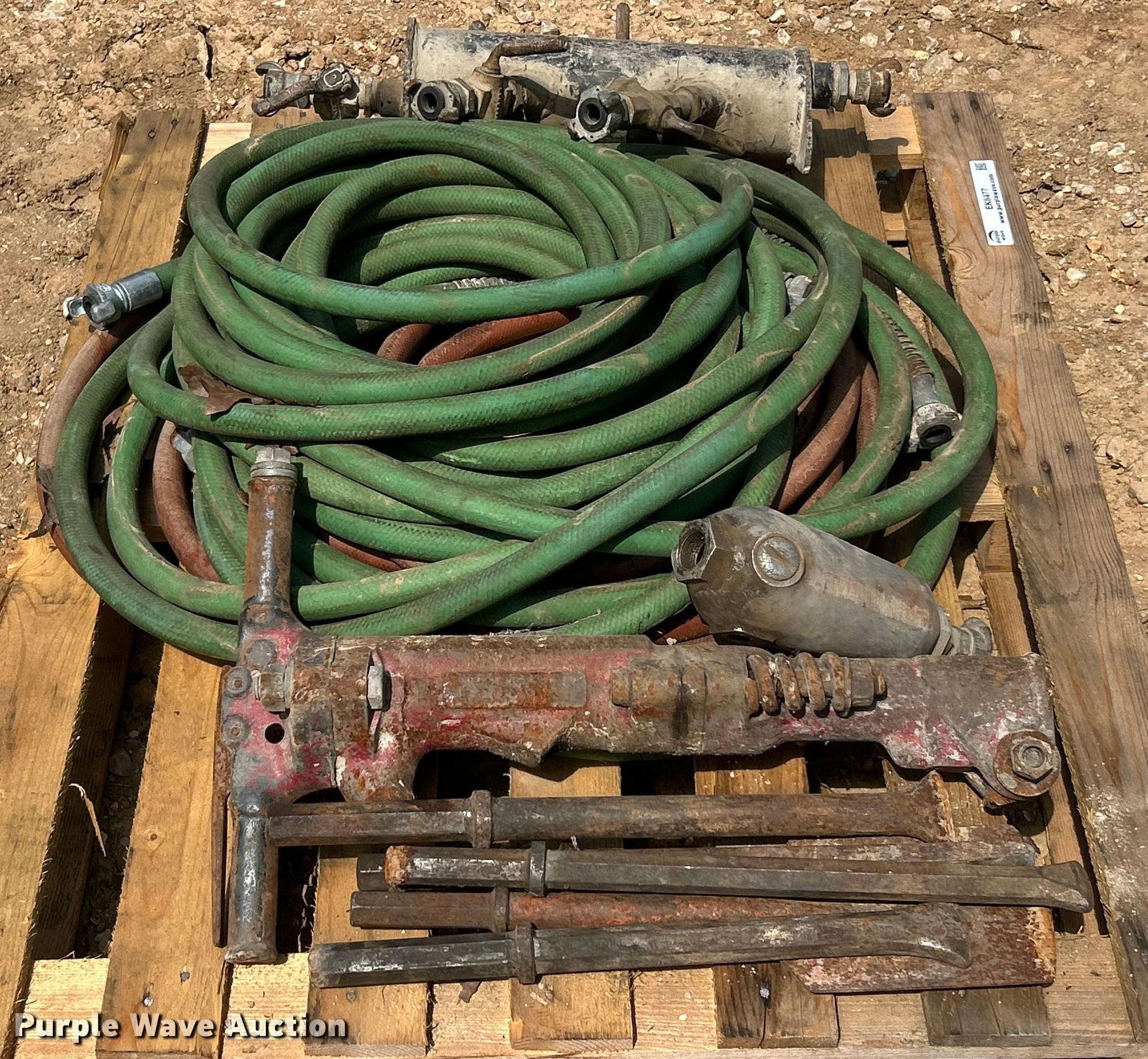 Tools in De Soto, MO | Item EK8477 sold | Purple Wave