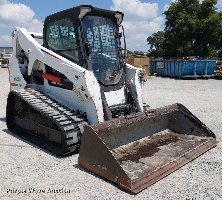 MINI CARGADOR SOBRE ORUGAS 2015 BOBCAT T650