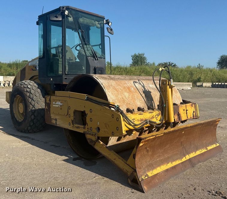 COMPACTADOR 2009 CATERPILLAR CS56