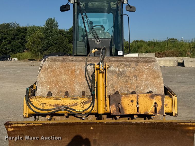 image for item DJ7749 2009 Caterpillar CS56 single drum vibratory roller