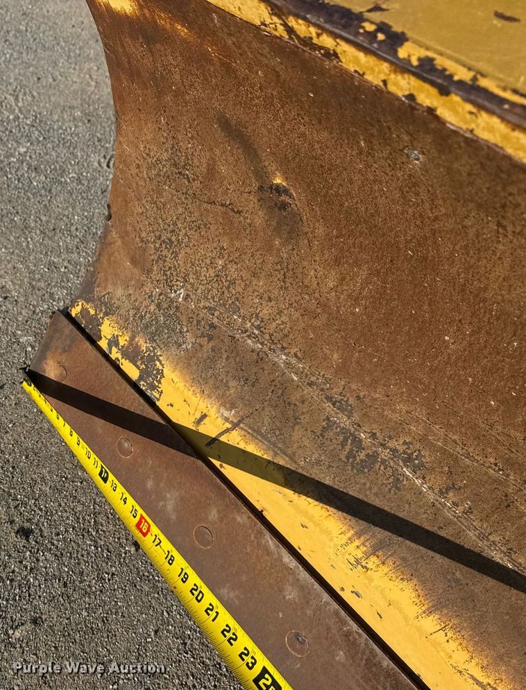 image for item DJ7749 2009 Caterpillar CS56 single drum vibratory roller