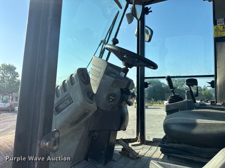 image for item DJ7749 2009 Caterpillar CS56 single drum vibratory roller