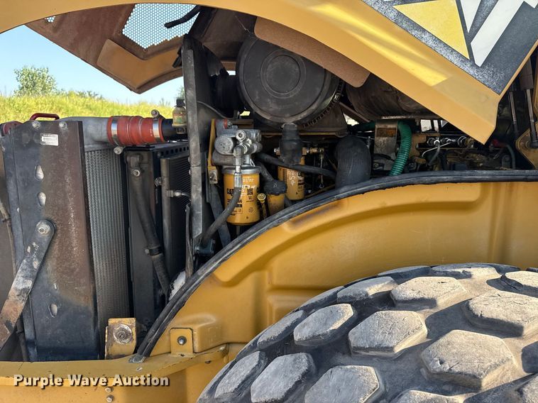 image for item DJ7749 2009 Caterpillar CS56 single drum vibratory roller