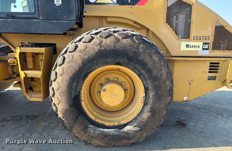 image for item DJ7749 2009 Caterpillar CS56 single drum vibratory roller