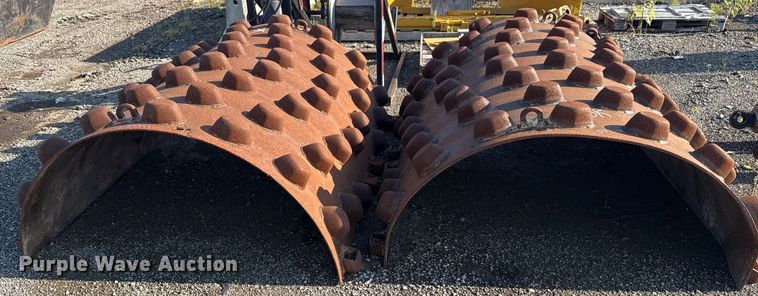 image for item DJ7749 2009 Caterpillar CS56 single drum vibratory roller