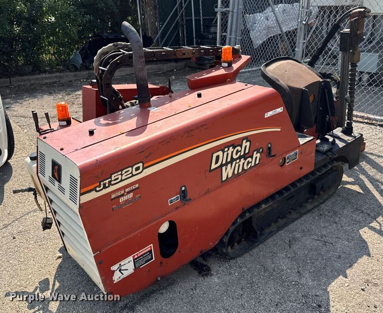image for item DJ9686 2004 Ditch Witch JT520 directional boring unit