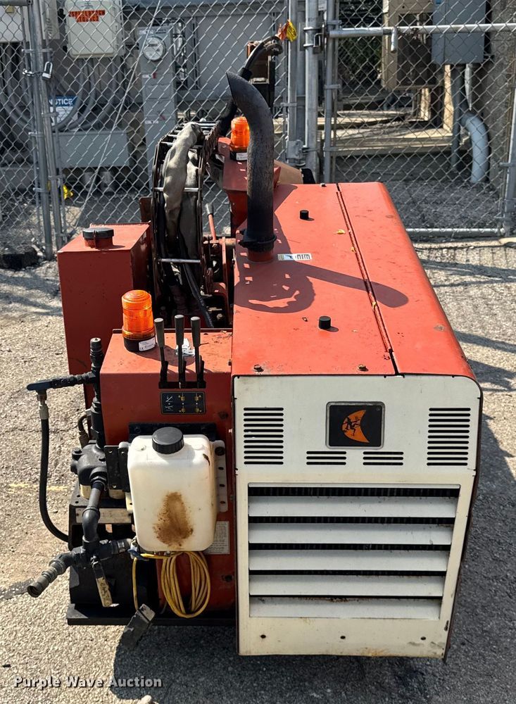 image for item DJ9686 2004 Ditch Witch JT520 directional boring unit