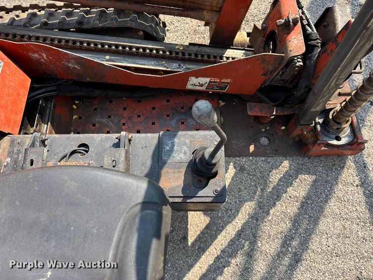 image for item DJ9686 2004 Ditch Witch JT520 directional boring unit