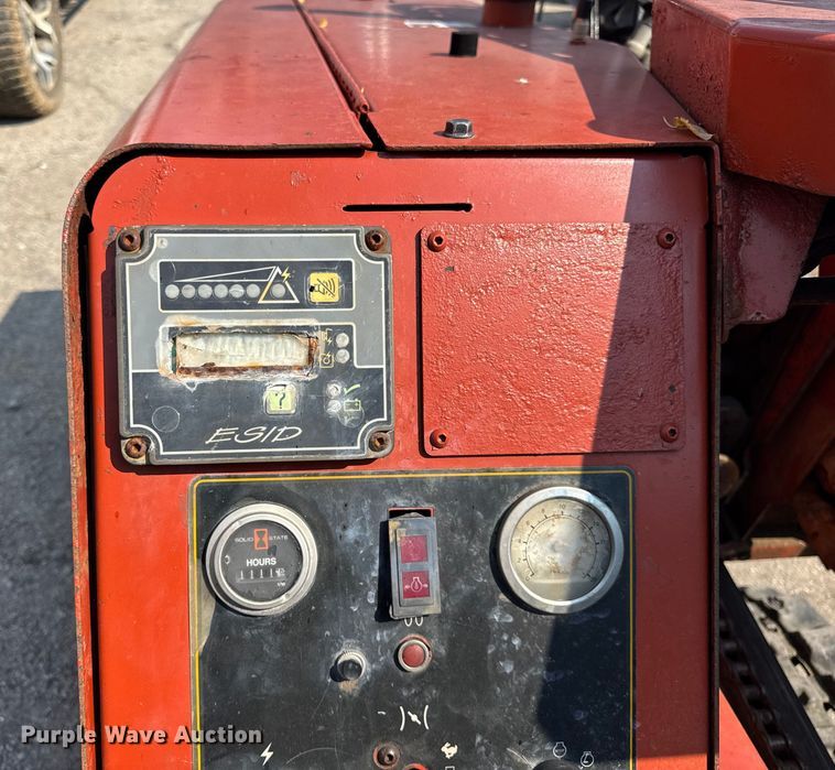 image for item DJ9686 2004 Ditch Witch JT520 directional boring unit