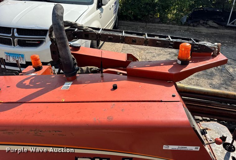 image for item DJ9686 2004 Ditch Witch JT520 directional boring unit