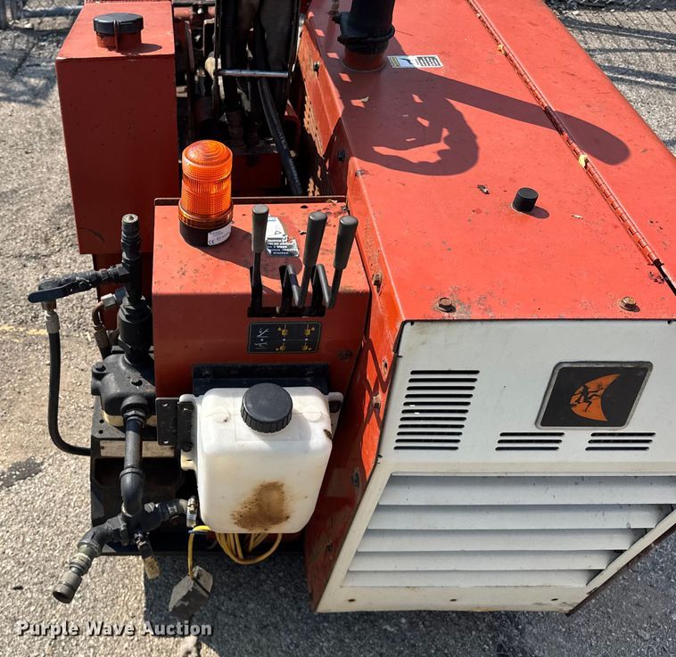 image for item DJ9686 2004 Ditch Witch JT520 directional boring unit