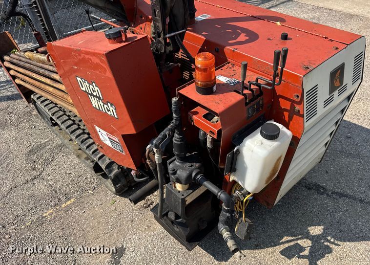 image for item DJ9686 2004 Ditch Witch JT520 directional boring unit