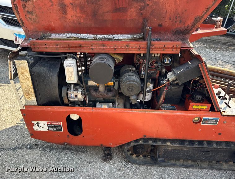 image for item DJ9686 2004 Ditch Witch JT520 directional boring unit