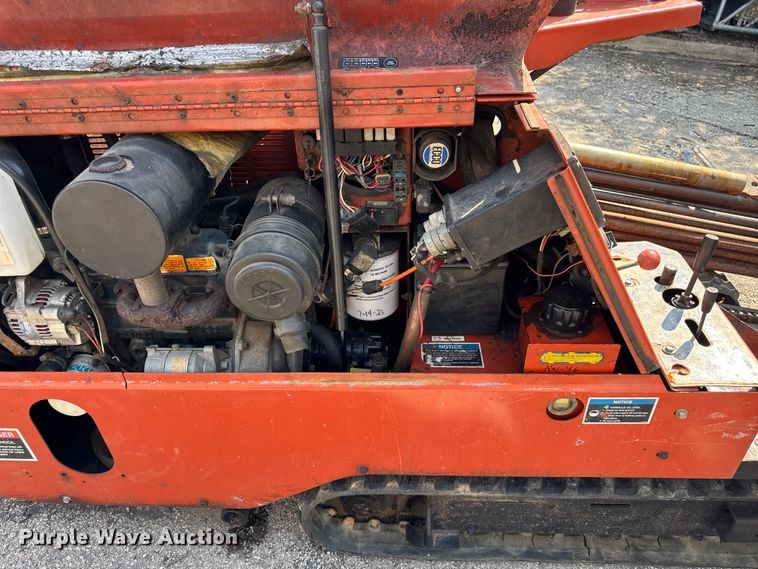 image for item DJ9686 2004 Ditch Witch JT520 directional boring unit