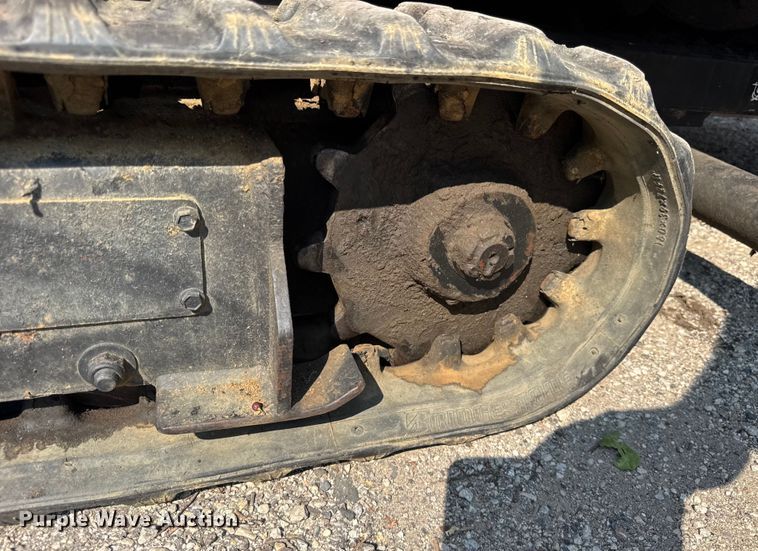 image for item DJ9686 2004 Ditch Witch JT520 directional boring unit