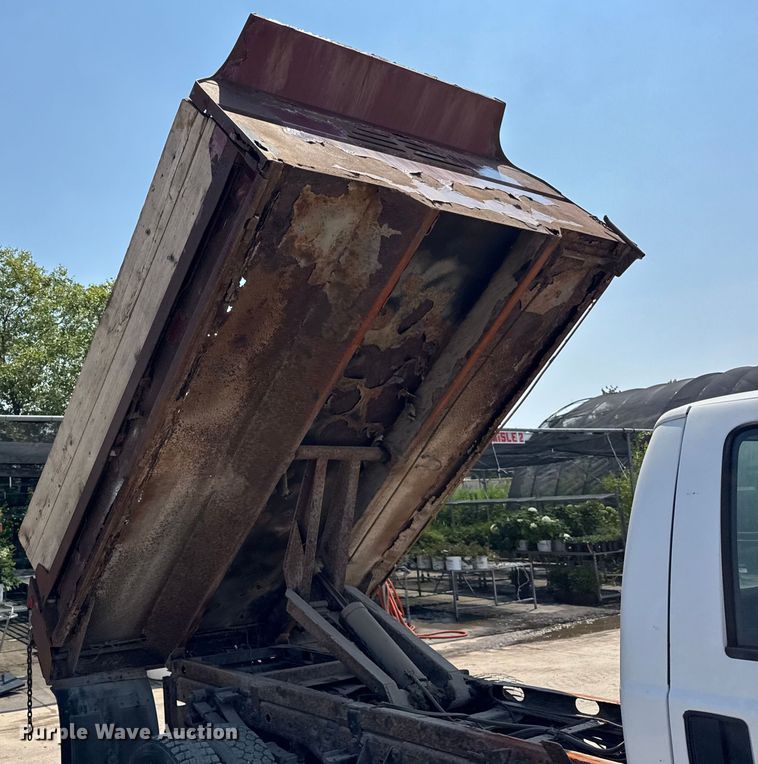 image for item DJ9687 2007 Ford F550 dump truck