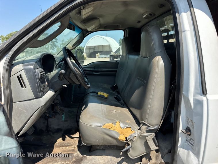 image for item DJ9687 2007 Ford F550 dump truck