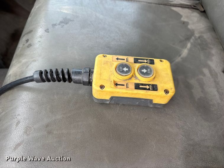 image for item DJ9687 2007 Ford F550 dump truck