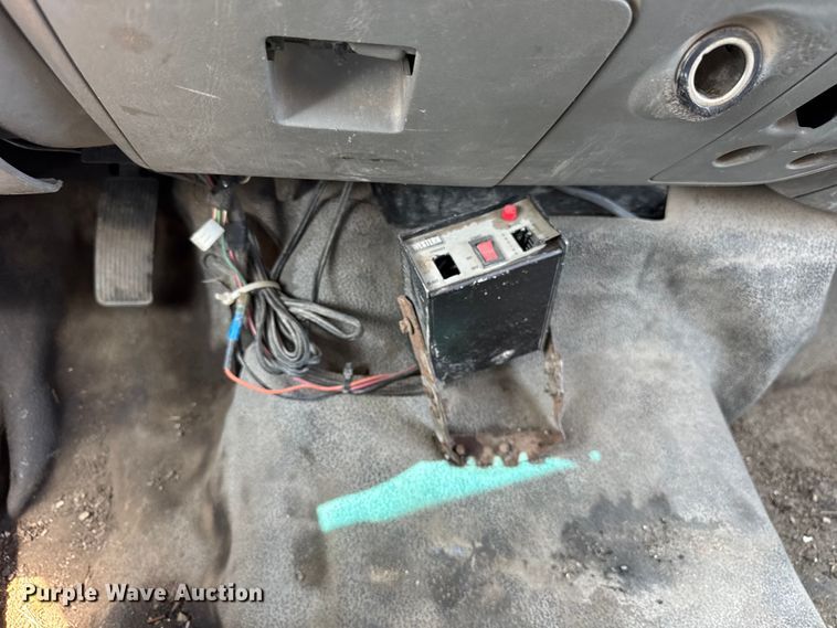 image for item DJ9687 2007 Ford F550 dump truck