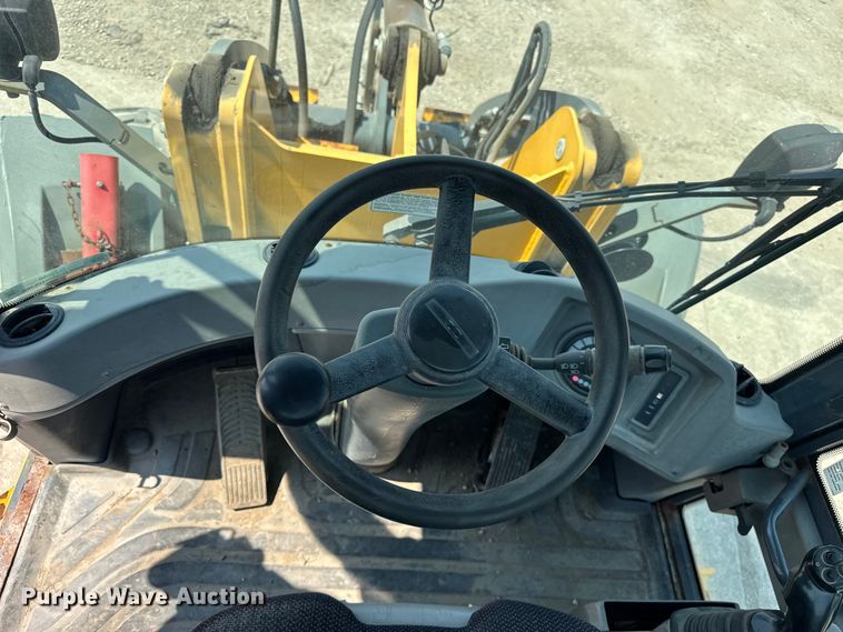 image for item DJ9688 2015 John Deere 324K wheel loader