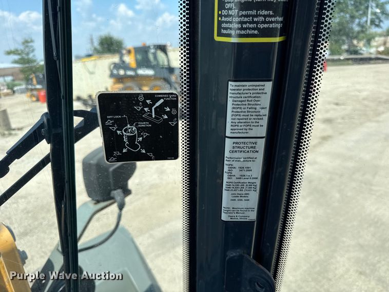 image for item DJ9688 2015 John Deere 324K wheel loader