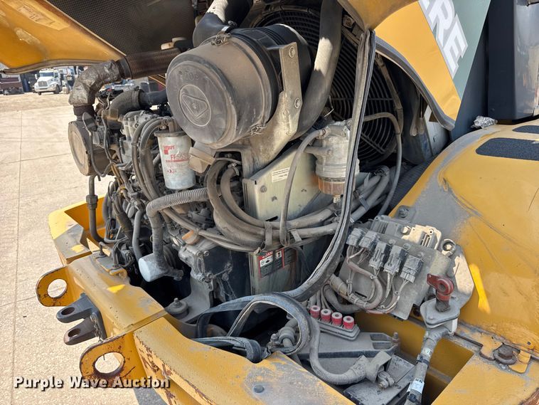 image for item DJ9688 2015 John Deere 324K wheel loader